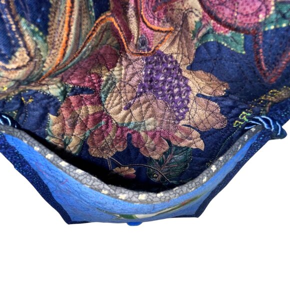 Whimsical Handcrafted Blue Cat Bird & Mouse Applique Quilted Crossbody Bag - Picture 6 of 9